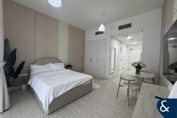 Luxurious Studio | Golf Views | Furnished